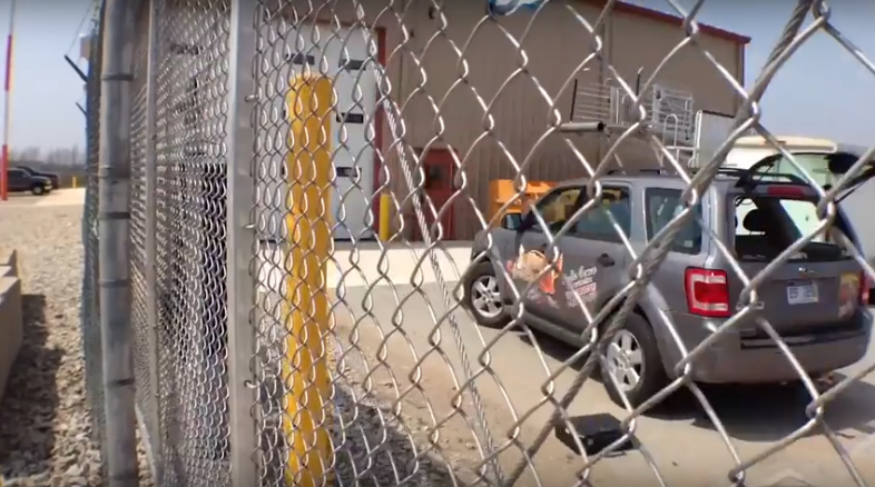 Installing an updated gate on a secure fence