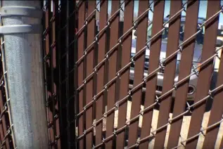 Automatic gate opener
