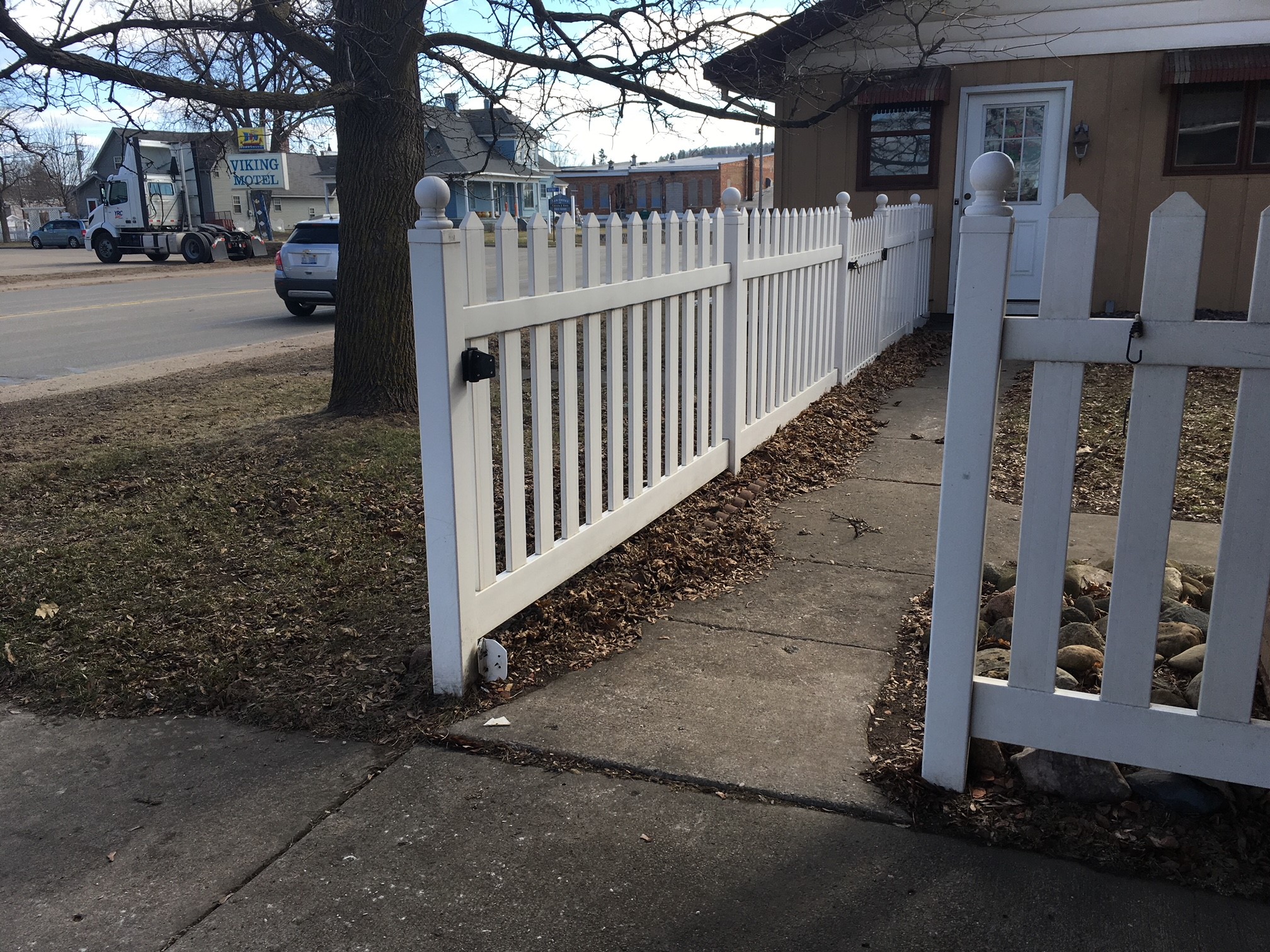 How to Save Money in the Long Run Delta Fence & Construction