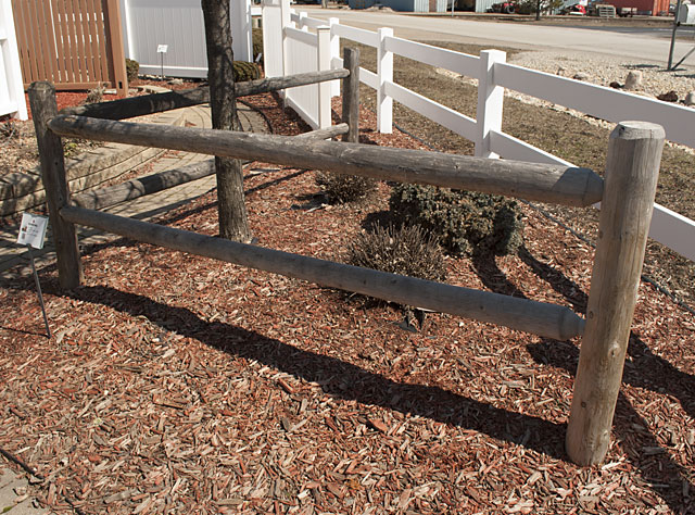 Wood Rail Round