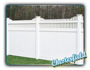 Chesterfield fence with Huntington Accent