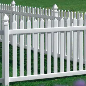 Danbury Vinyl fence